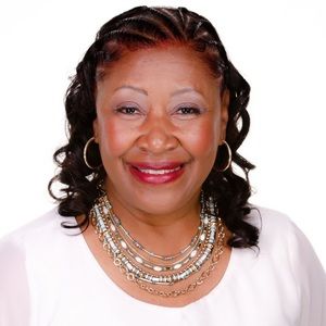 Meet your Posher, Dr. carolyn j.